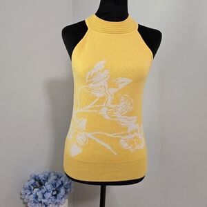 Used like new Women's sleeveless T-shirt, high neck, casual, basic, stretches
